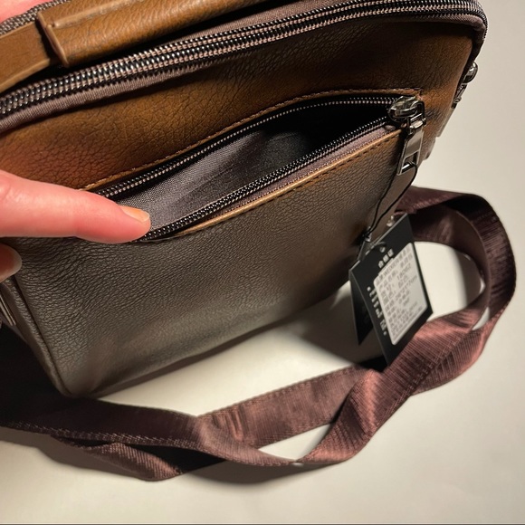 Purse - Picture 7 of 10